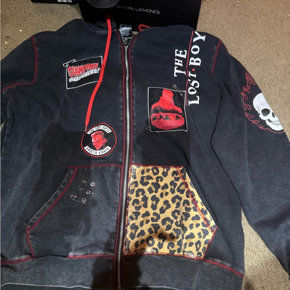 the lost boys vampire hot topic hoodie